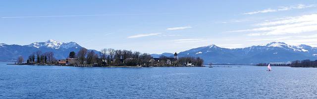 上門龍婿葉辰蕭初然_第112章 遇到麻煩了！