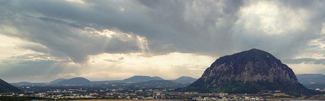 上門龍婿葉辰蕭初然_第2005章 等于是你的妹妹