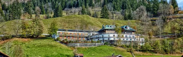 上門龍婿葉辰蕭初然_第2160章 是萬龍殿的人！